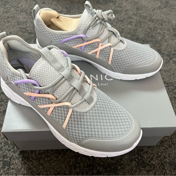 vionic zeliya sneakers - Picture 2 of 8